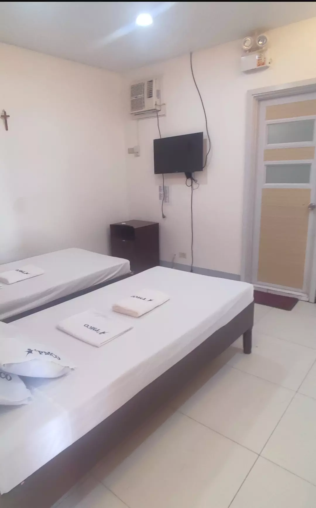 Building with Office Space and Hotel Rooms for SALE — Building in General Santos City, South Cotabato, Philippines — Photo 6