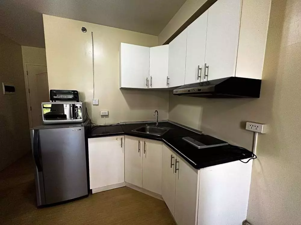 For Sale Studio Unit in Avida Towers  - photo 4
