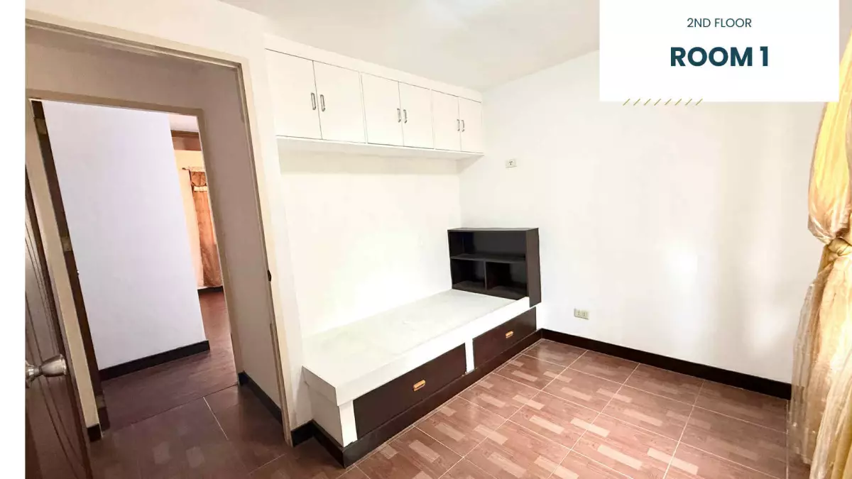 Upgraded Camella Homes Unit with 2 Adjacent Lots - photo 5
