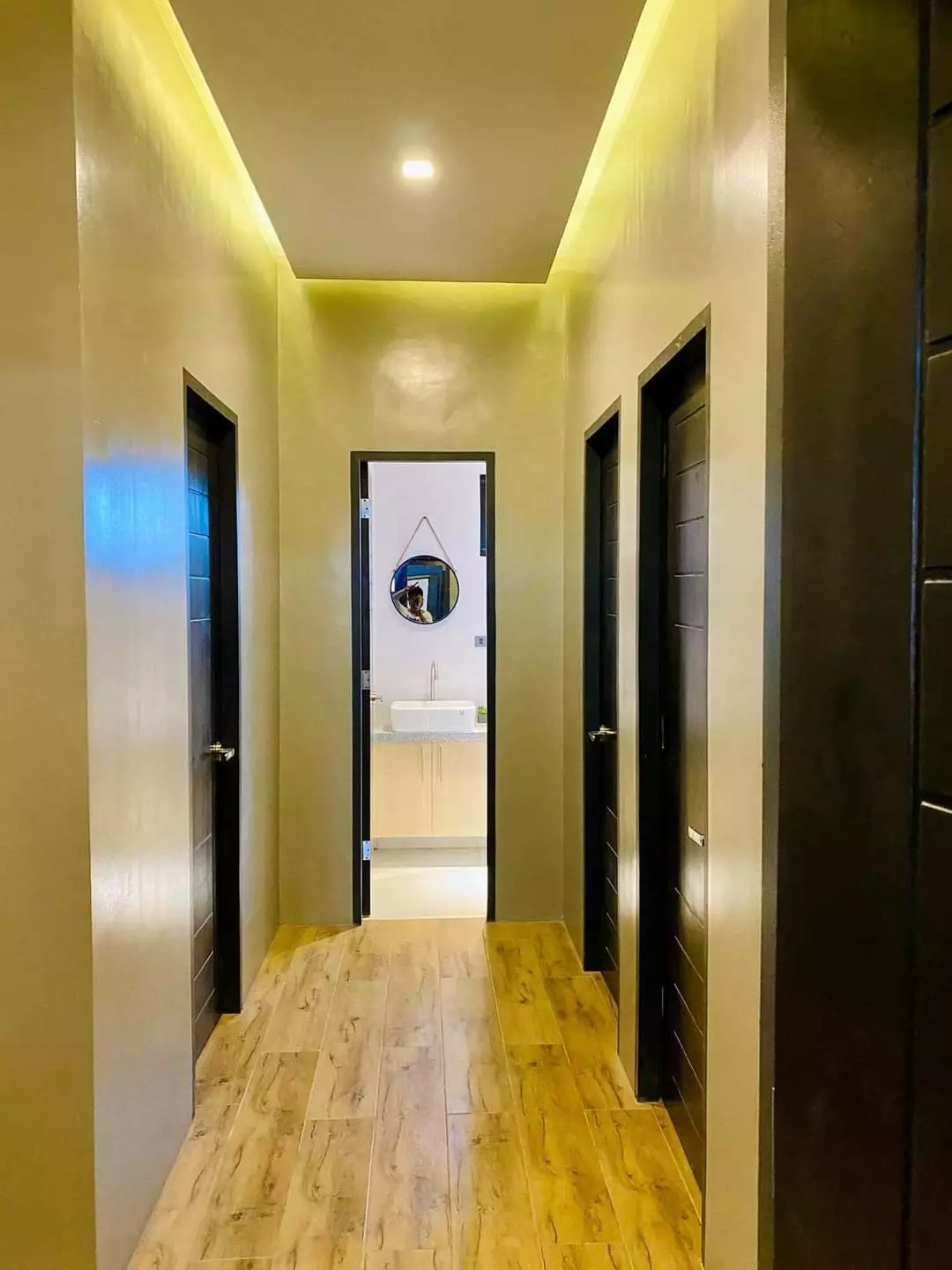 Fully FURNISHED CONTEMPORARY HOUSE DESIGN FOR SALE - photo 6