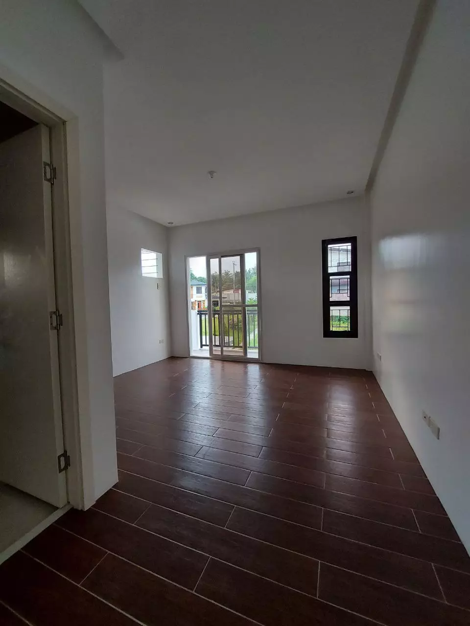 Model House 272- Ilumina Estate Phase 2 — House and Lot in Communal Road, Buhangin, Davao City — Photo 5