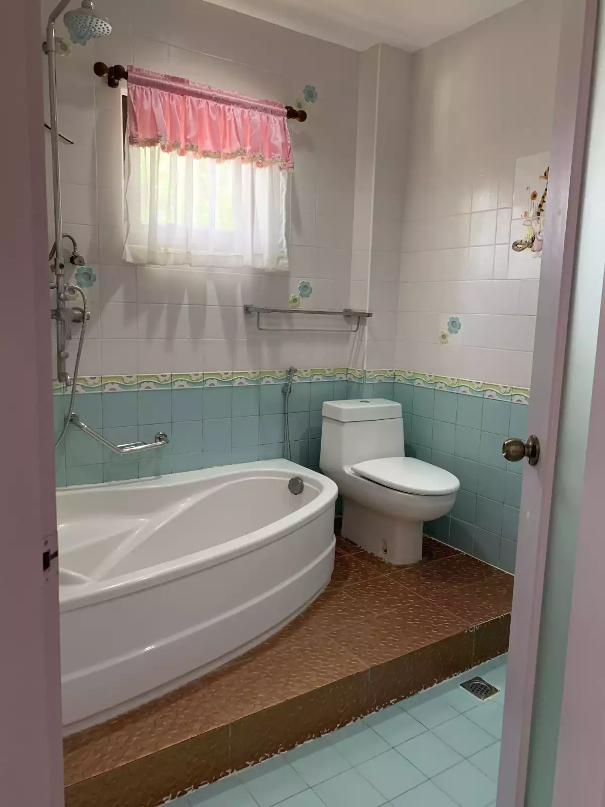 Open photo 24 of 24 — A modern and spacious House and Lot in Amara Liloan , with own swimming pool