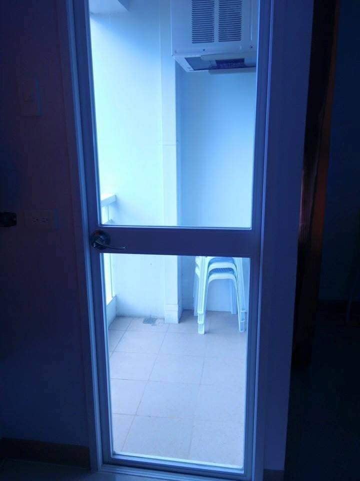 Fully Furnished Studio Unit La Guardia Flats 2 - photo 6