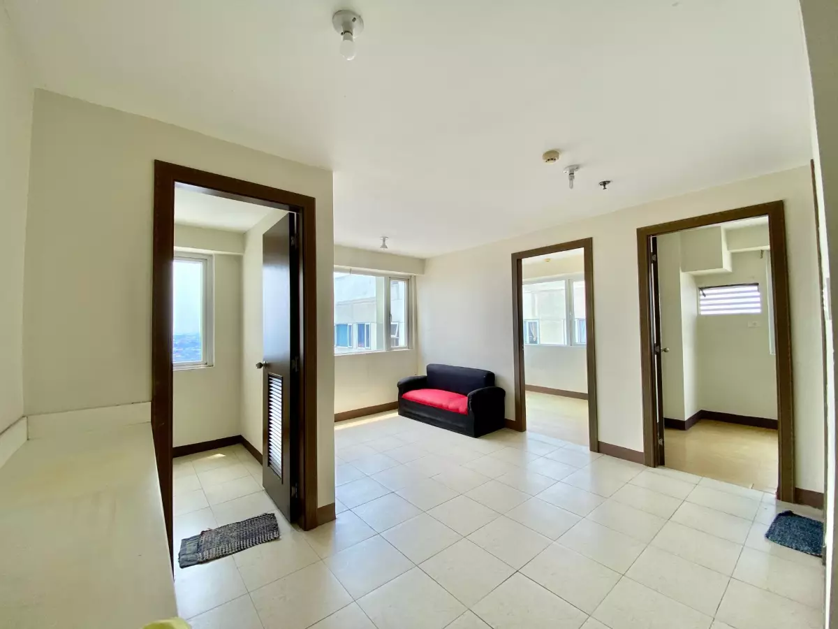 2BR BARE UNIT FOR SALE at Ridgewood Towers, BGC — 2 Bedrooms in Carlos P. Garcia Avenue, Taguig, Metro Manila — Photo 2