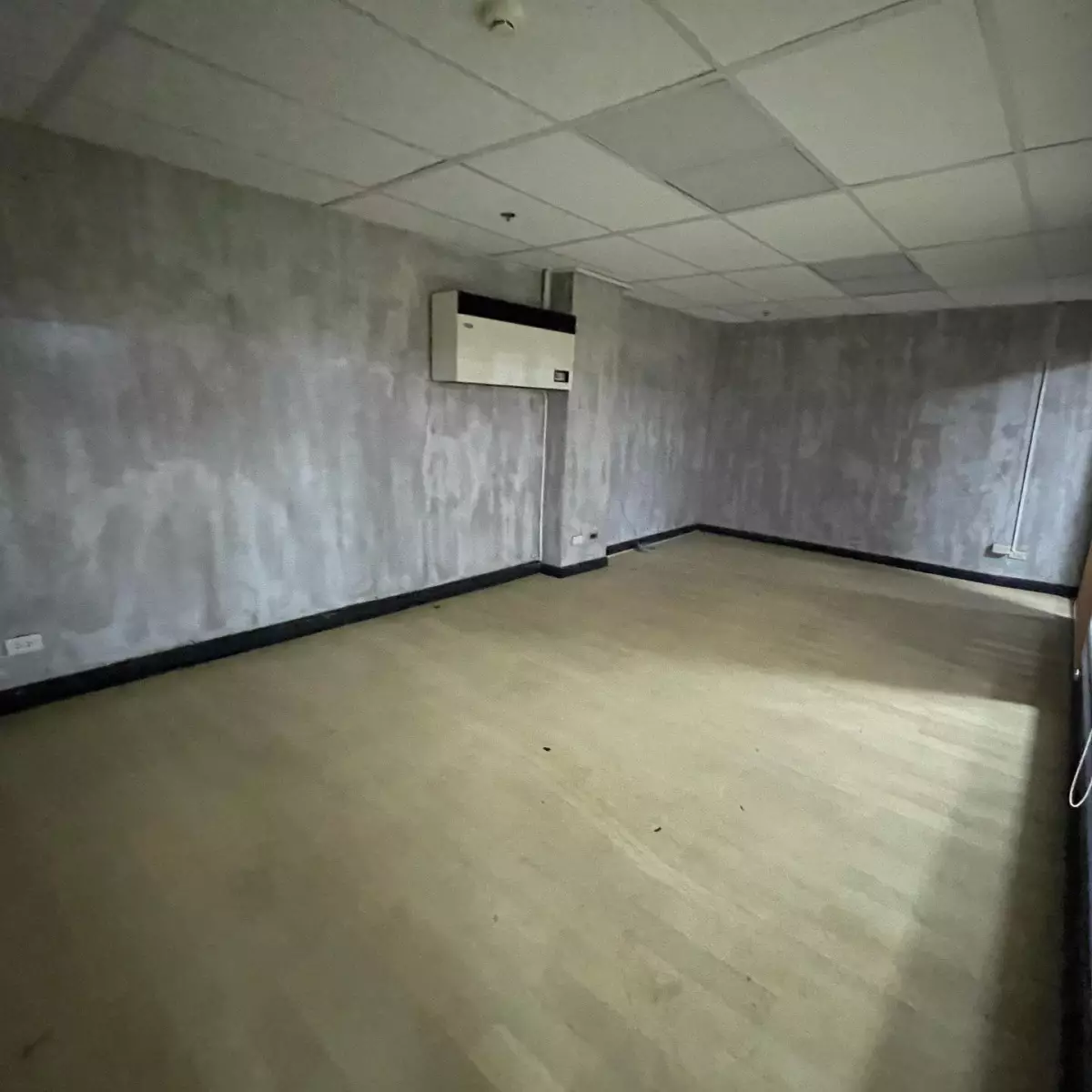 Ortigas Office For Rent - Jollibee Plaza Ortigas  - photo 4