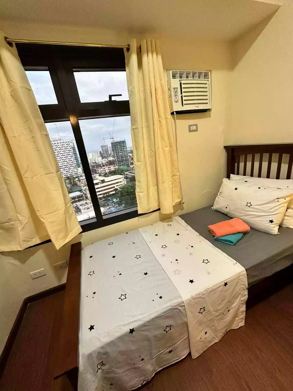 Open photo 12 of 19 — 1 Bedroom Unit For Sale in Azalea Place Cebu City 