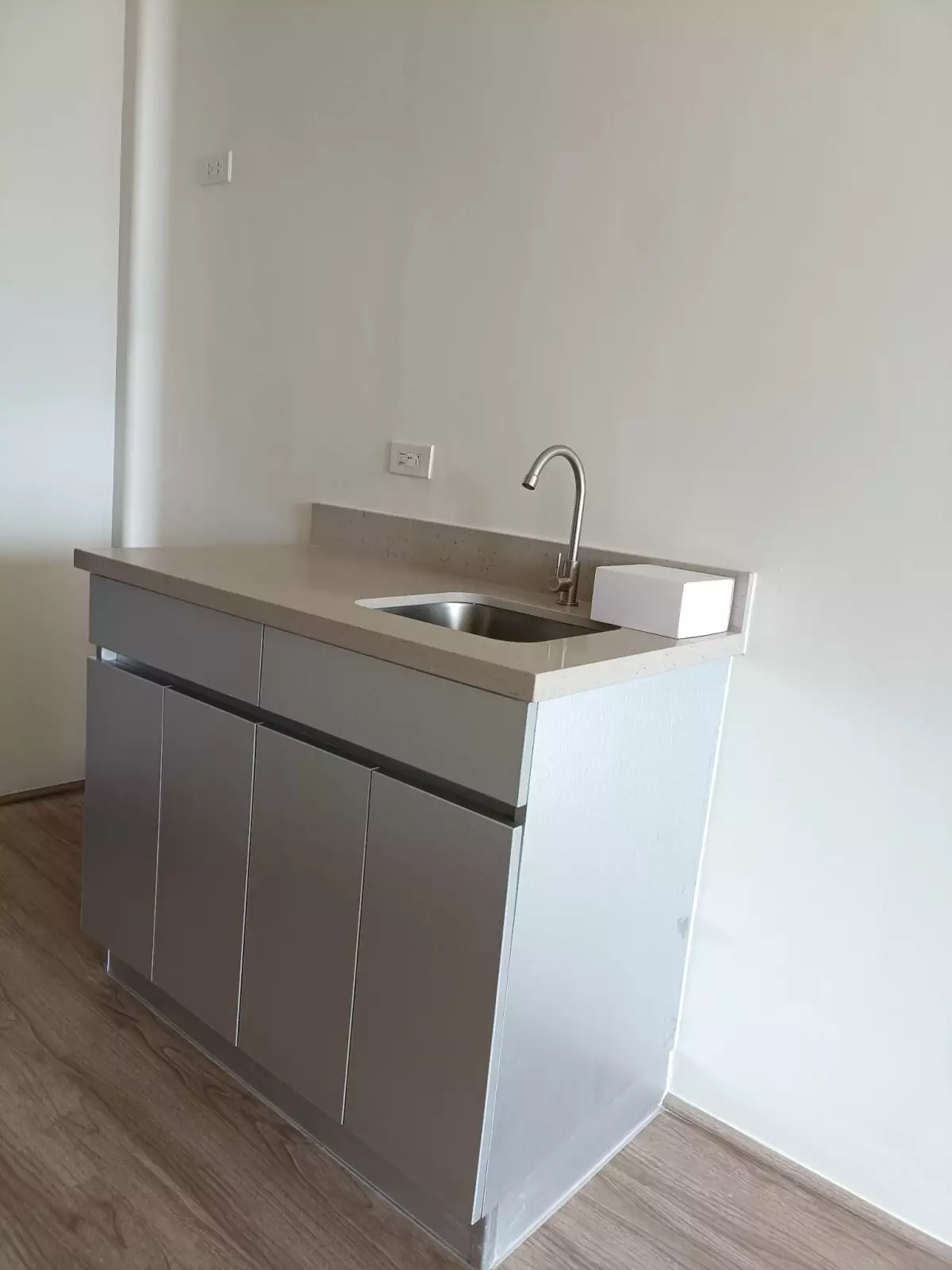 For Assume/Sale The MEDIAN Finished Studio unit — Studio in Lahug Cebu City — Photo 6