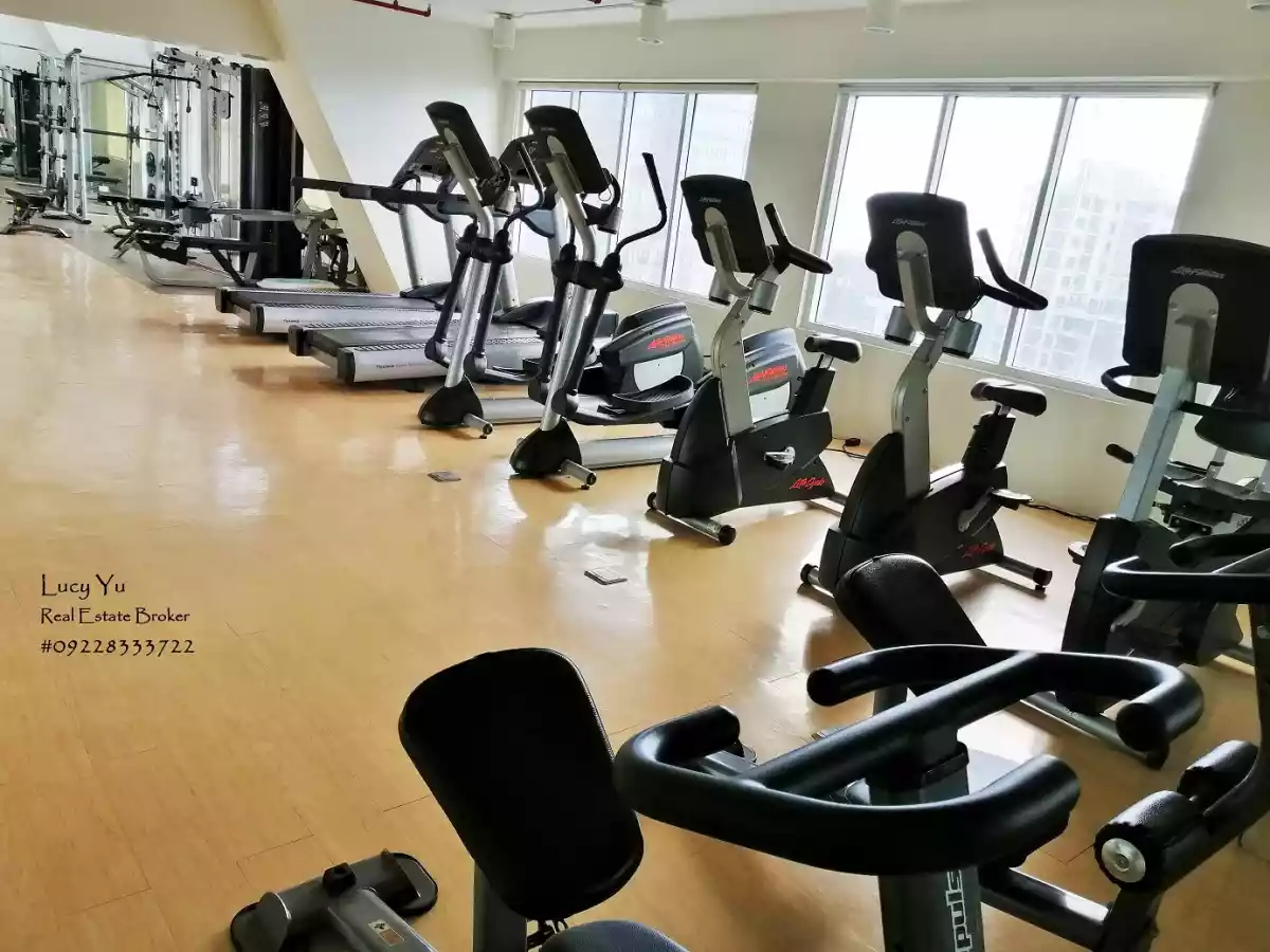 Open photo 62 of 75 — Fully Furnished Special size Studio facing swimming pool @ Calyx IT Park, Lahug