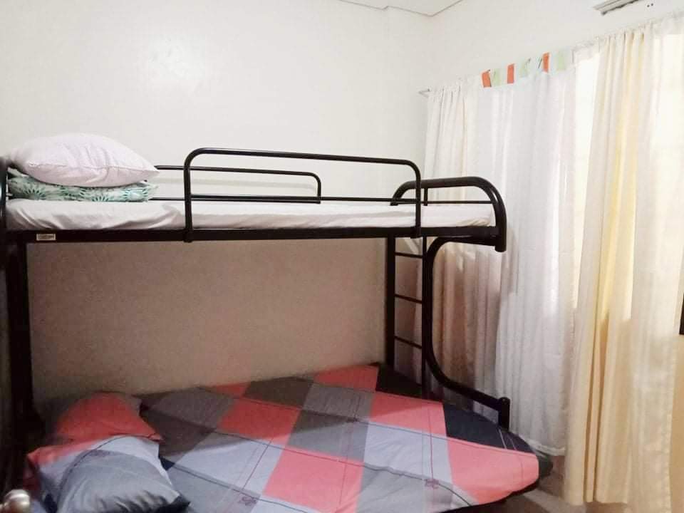 For Rent Semi Furnished - Two Storey House & Lot in Bayswater Talisay City, Cebu - photo 6