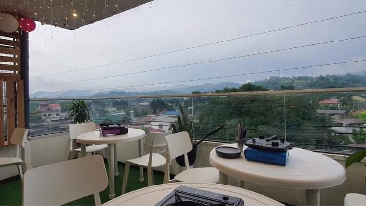 Whole Commercial Building For Rent - photo 2