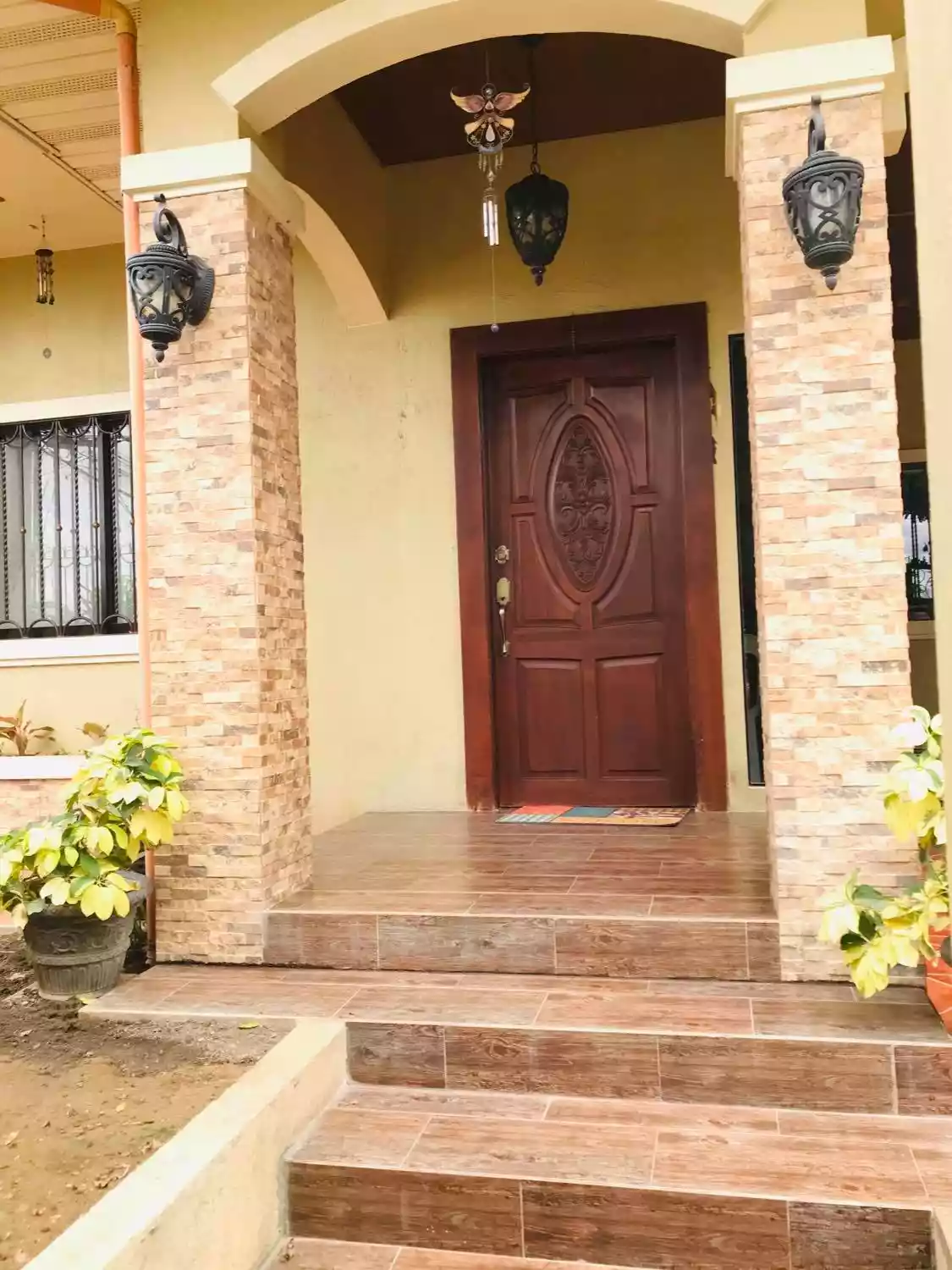 Semi-Furnished Elegant House and Lot in Tisa — House and Lot in Cebu City, Cebu, Philippines — Photo 3