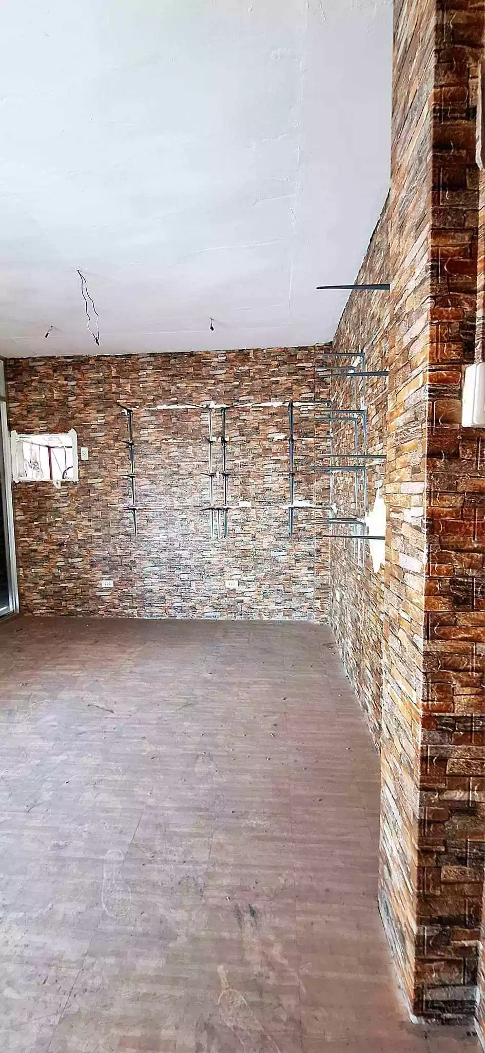 COMMERCIAL SPACE FOR RENT - photo 6