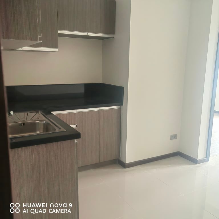 Open photo 13 of 25 — 1 BEDROOM WITH BALCONY AND PARKING AT GALLERIA RESIDENCES FOR ASSUME