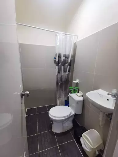 Rush House and Lot for Sale — House and Lot in Pine Street, Bacolod, Negros Occidental — Photo 5