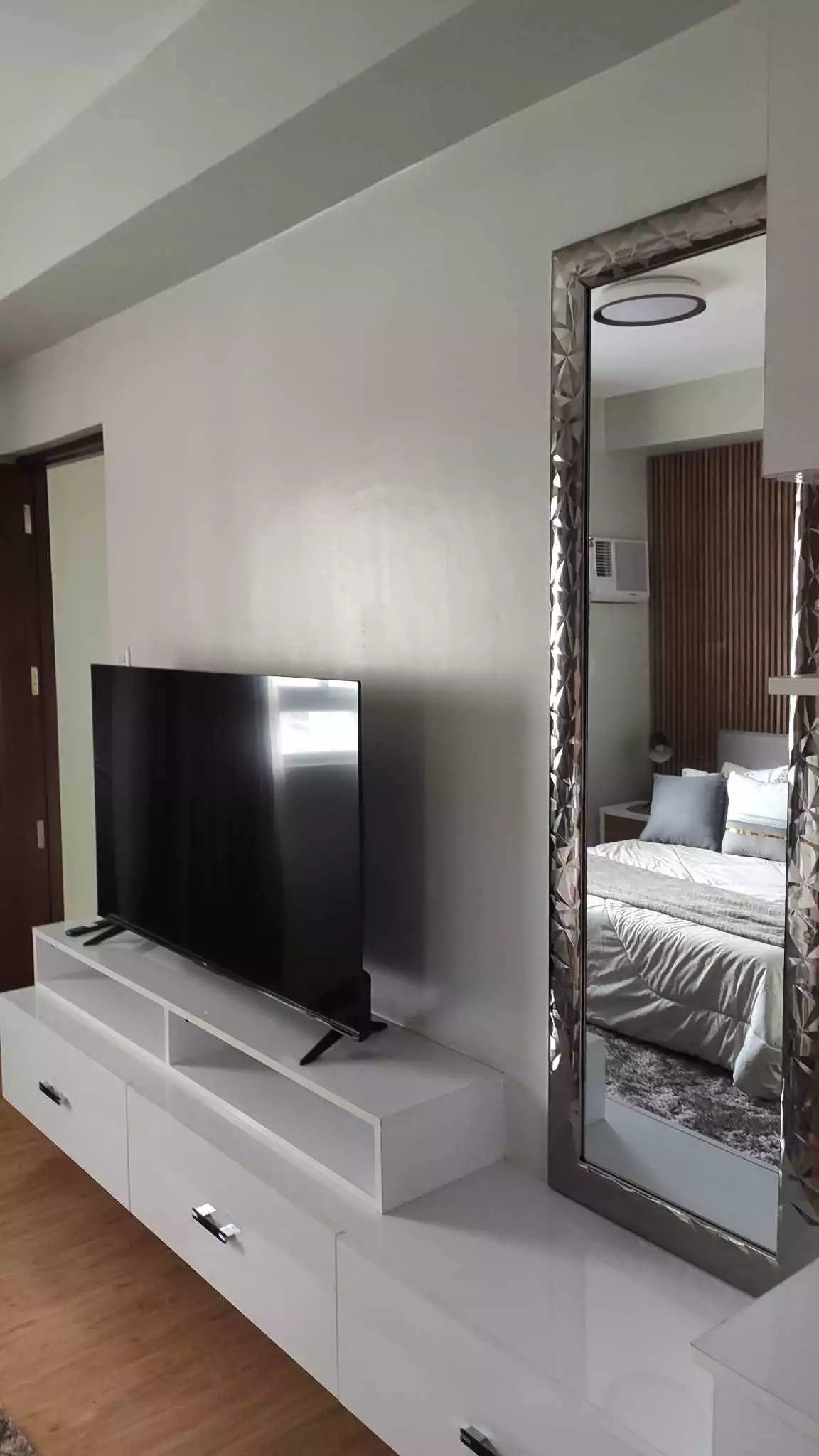 Open photo 16 of 21 — 40 sqm 1 bedroom Mivesa Garden Residences for rent fully furnished