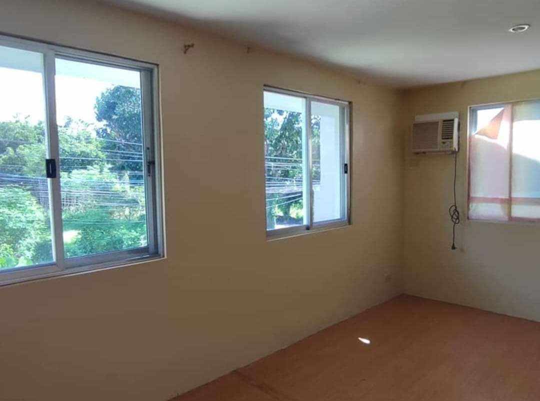 Open photo 14 of 17 — TWO-STOREY HOUSE FOR RENT