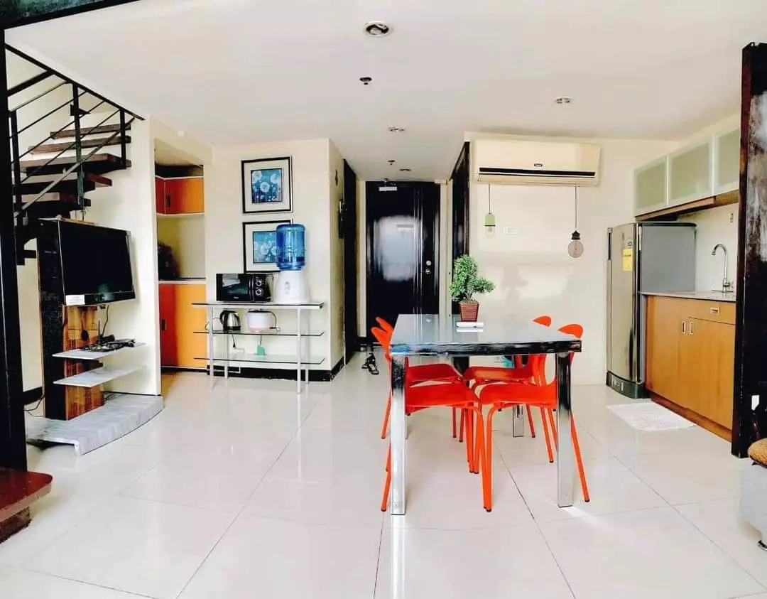 For sale 3bedroom loft type unit in Crown Regency Fuente — 3 Bedrooms in OsmeÃ±a Boulevard, Cebu City, Cebu — Photo 5