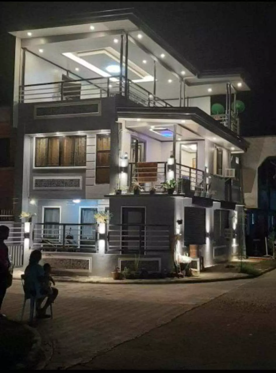 House and Lot for Assume or for Sale — House and Lot in Talisay City, Cebu, Philippines — Photo 2