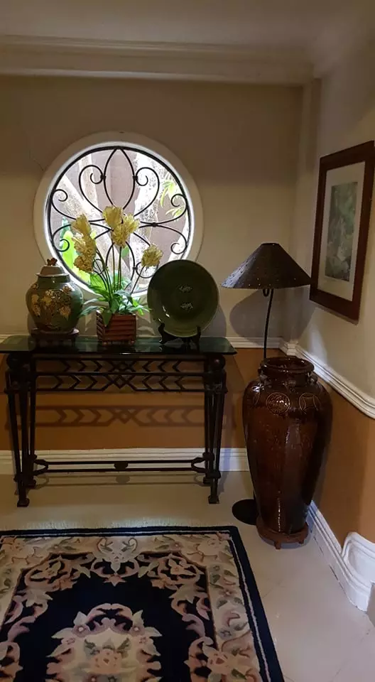 3 storey house, fully furnished with roof deck — House and Lot in Cebu City, Cebu, Philippines — Photo 4