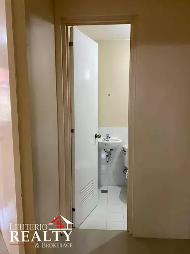 Open photo 12 of 17 — Brandnew Ready For Occupancy House and Lot For sale!

?88sq.m Lot Area
?80sq.m Floor Area

3 Bedrooms, 2Toilet & Bath (with Carport)