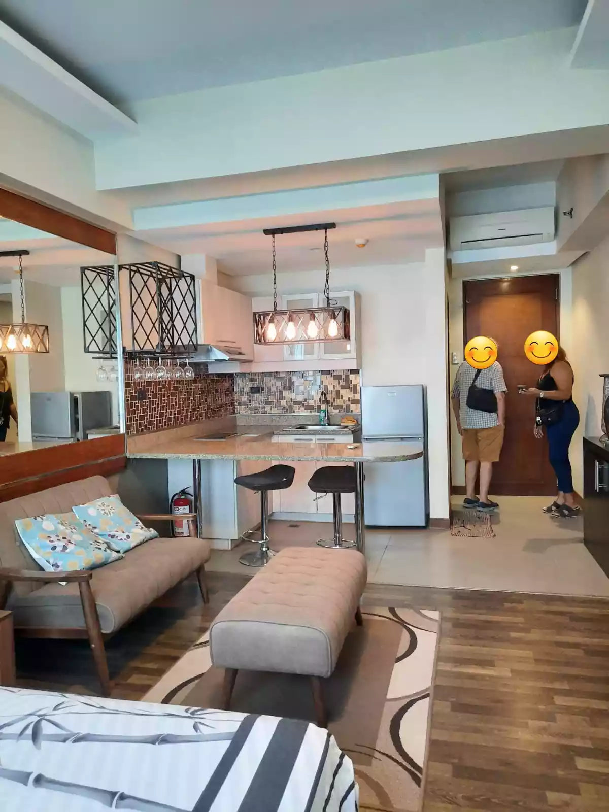 Furnished Studio Unit at ASIA PREMIERE RESIDENCES in IT Park, Cebu City - photo 4
