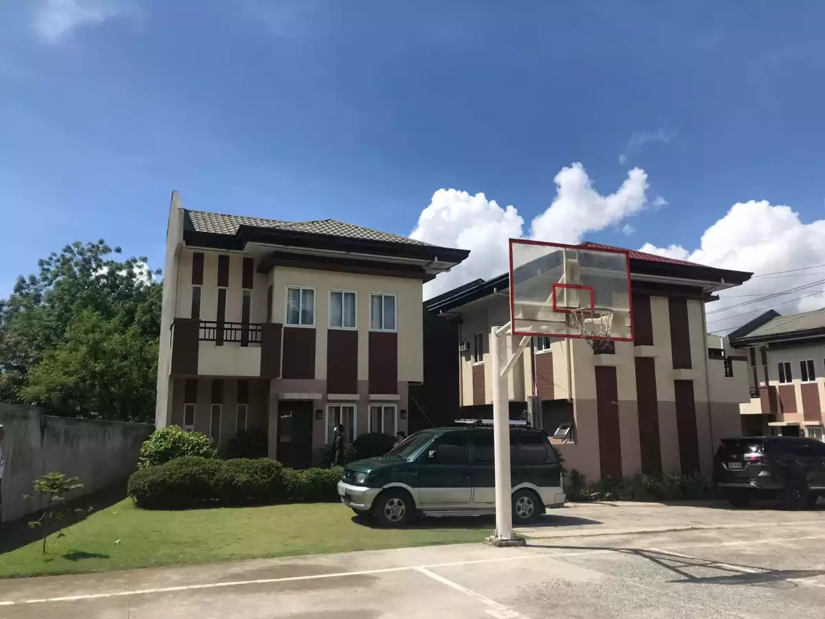 Corner Unit Single Detached House and Lot in Modena Consolacion — House and Lot in Consolacion, Cebu, Philippines — Photo 2