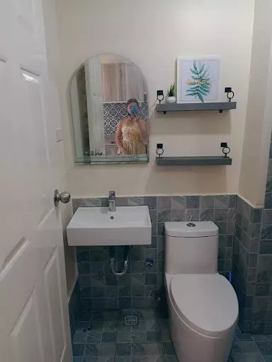Open photo 13 of 31 — Studio at Grand Residences For Rent!