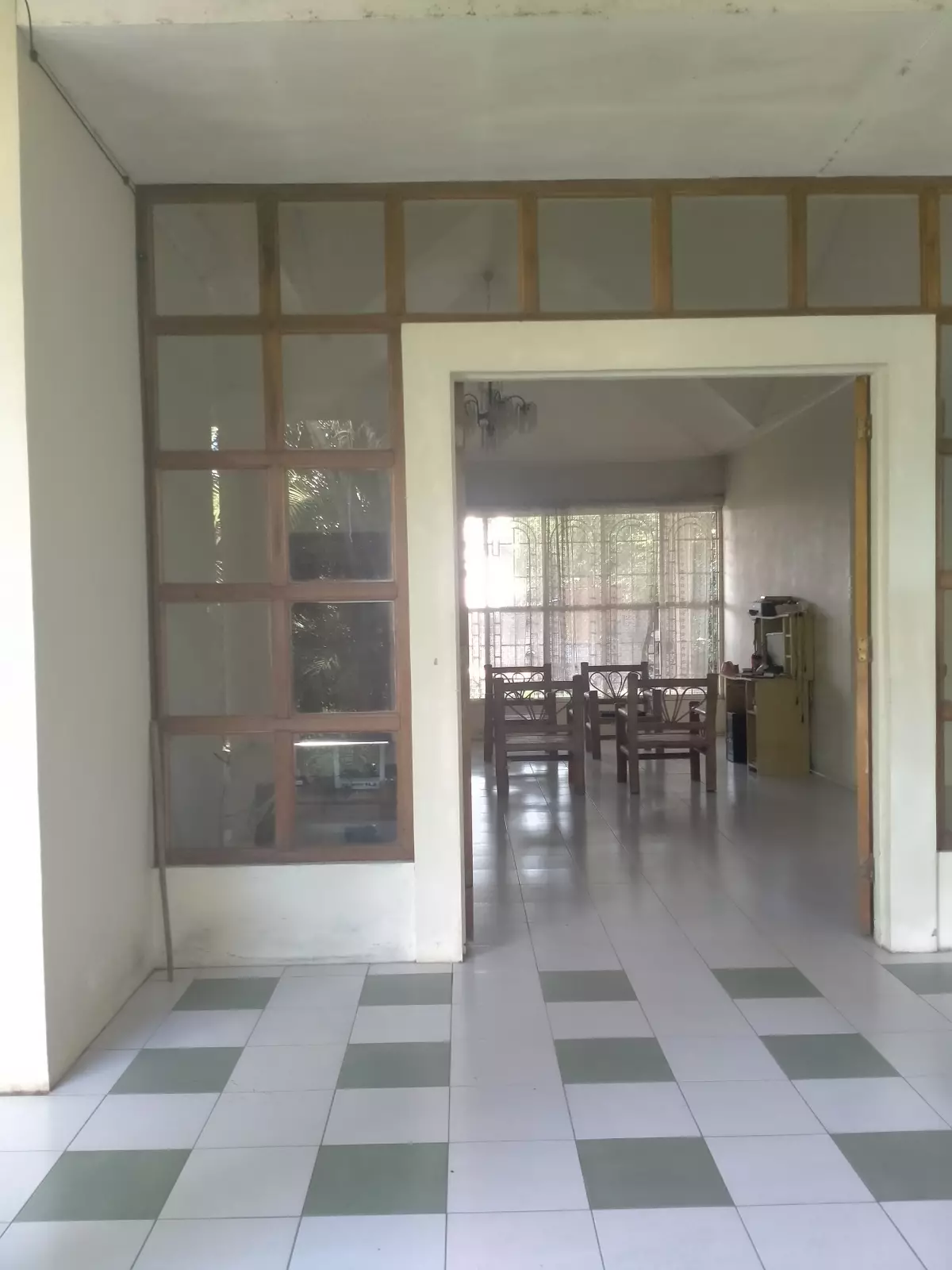 Affordable Clean title House and Lot for Sale in Bantayan, Dumaguete City, near ABC gym — House and Lot in D. B. Catapusan Street, Dumaguete, Negros Oriental — Photo 4