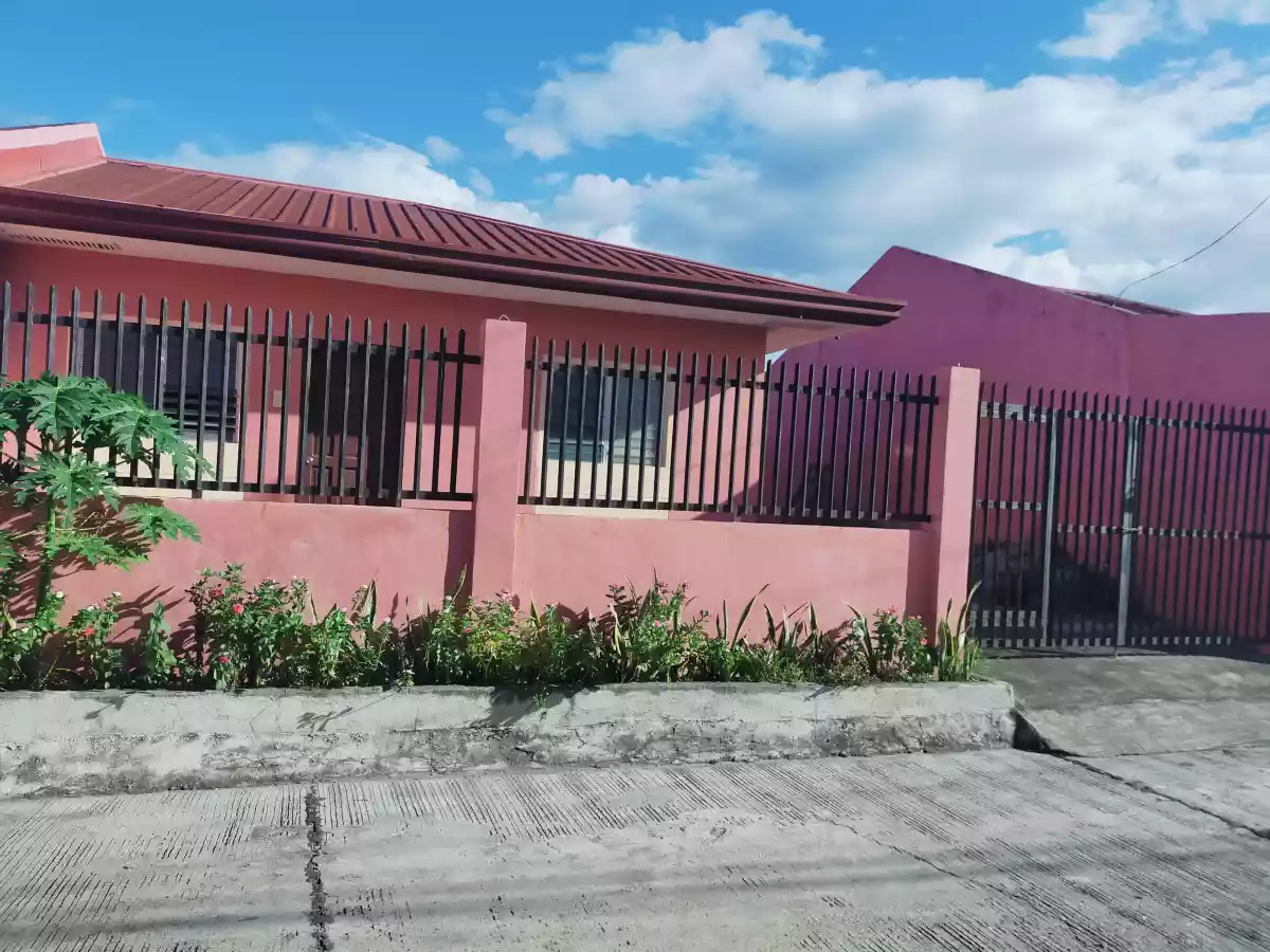 HOUSE AND LOT FOR SALE — House and Lot in General Santos City, South Cotabato, Philippines — Photo 2