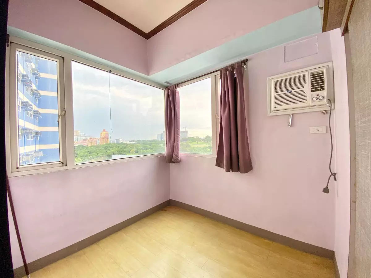 2BR FURNISHED UNIT FOR RENT at Ridgewood Towers near BGC - photo 4