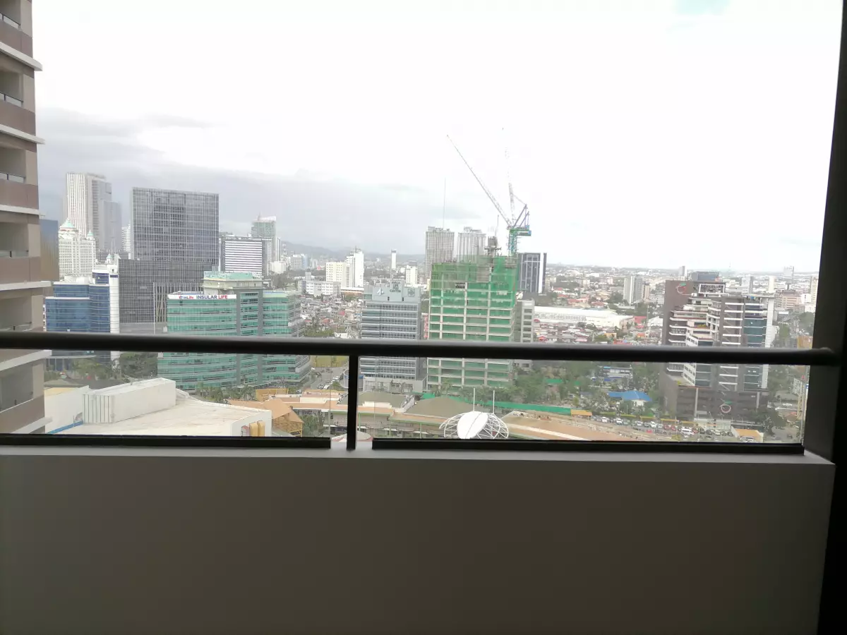 1BR UNIT CONDO at The Alcoves for rent — 1 Bedroom in Archbishop Reyes Avenue, Cebu City, Cebu — Photo 5