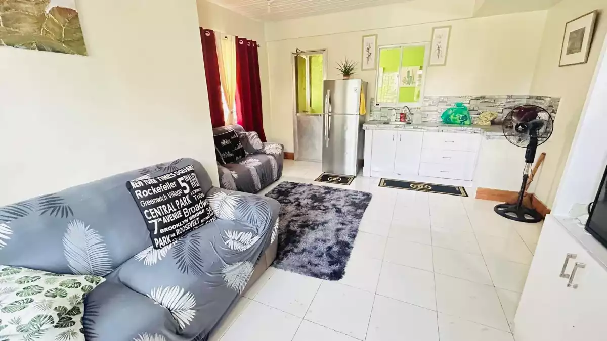 Fully Furnished 3-Bedroom House For Rent in Camella Gensan - photo 7