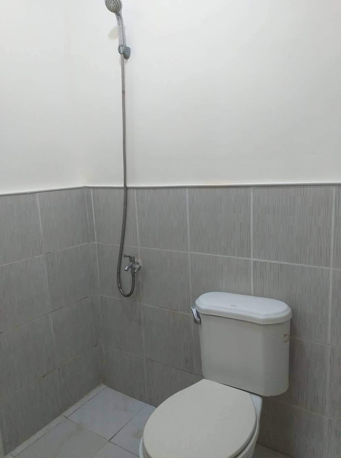 Townhouse For Rent — Townhouse in Kalawisan Road, Lapu-Lapu City, Cebu — Photo 6