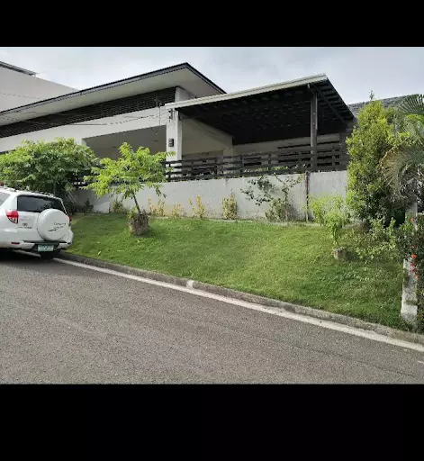 Open photo 17 of 21 — House and lot for rent