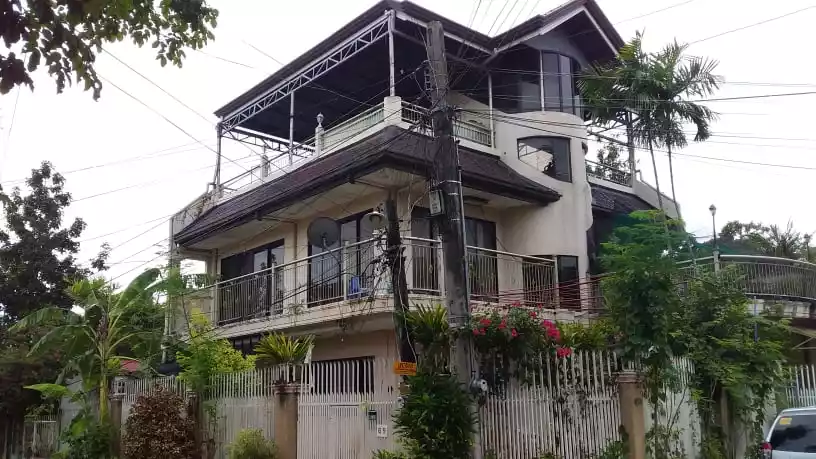 3 Storey House for Sale — House and Lot in Rose Street, Lapu-Lapu City, Cebu — Photo 6