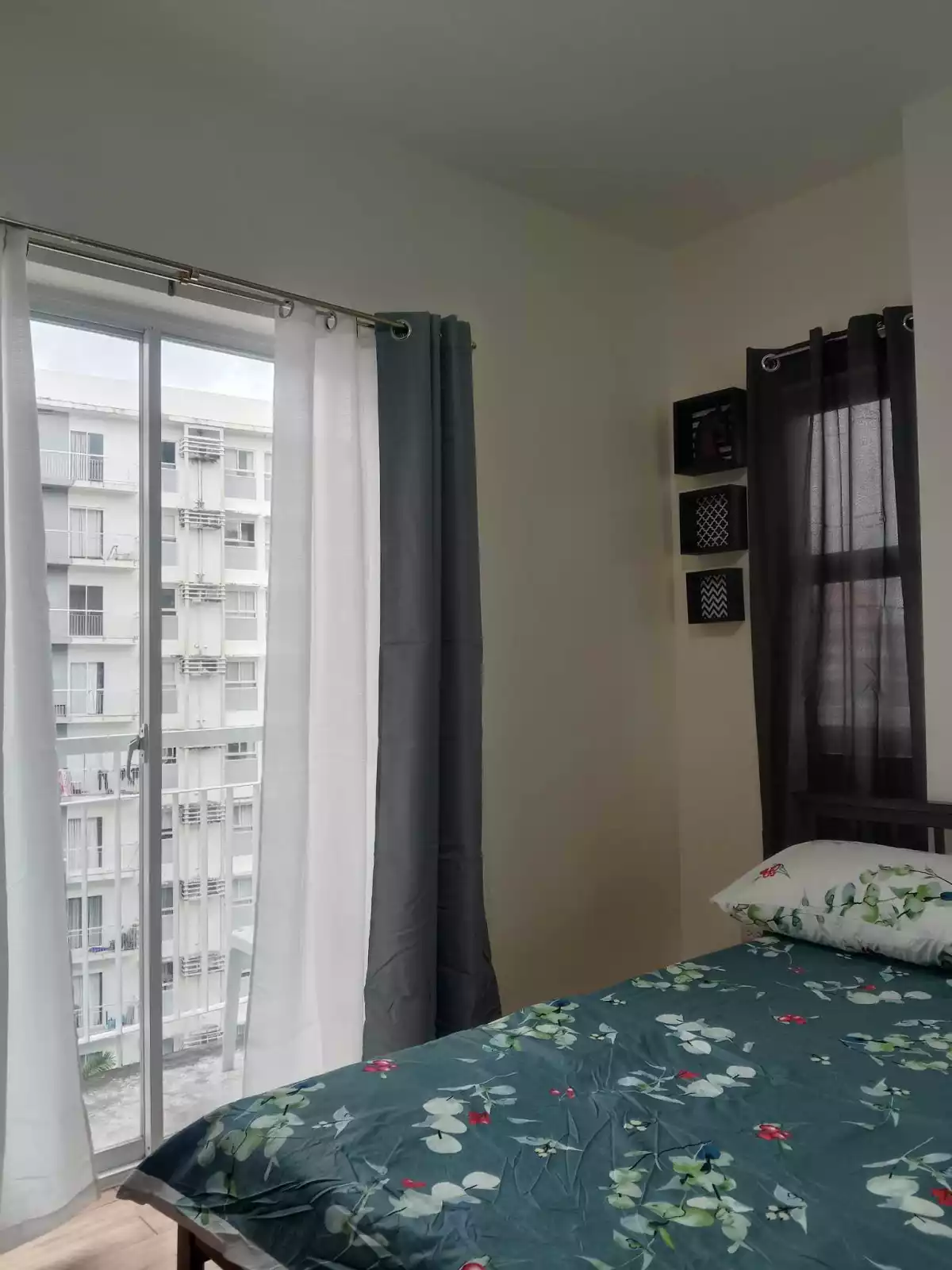 Studio with balcony for Reny — Studio in Salinas Drive Extension, Cebu City, Philippines — Photo 5