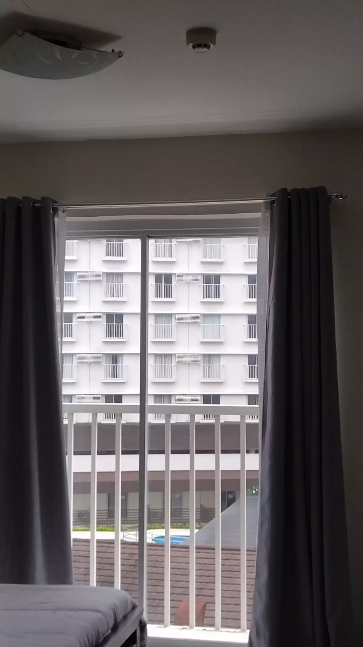 Studio with balcony — Studio in Hernan Cortes Street, Mandaue City, Central Visayas — Photo 7