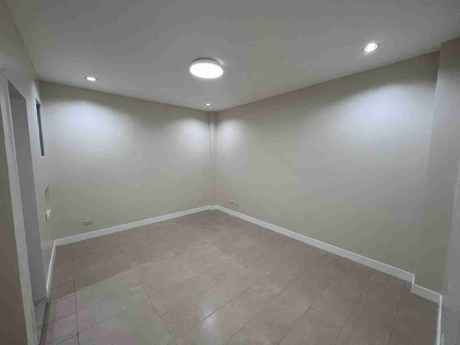 Rent to Own 4BR Single Detached House & Lot w/ Own Swimming Pool @ Newtown Estate Pardo, Cebu City  - photo 6