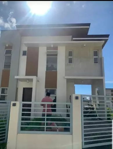 House and lot for sale/ rent — House and Lot in Minglanilla, Cebu, Philippines — Photo 3