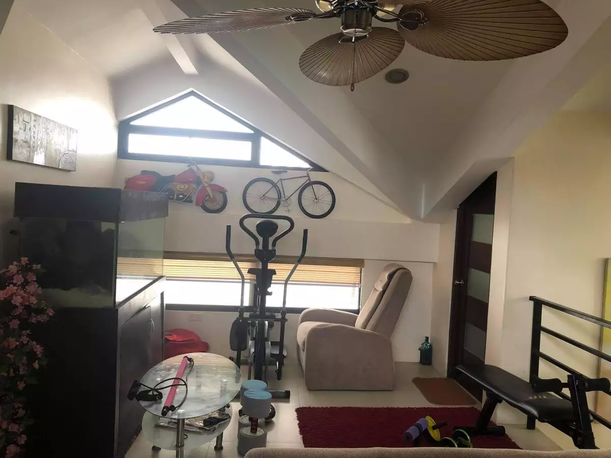 House & Lot for Saleâ€¼ï¸ - photo 6