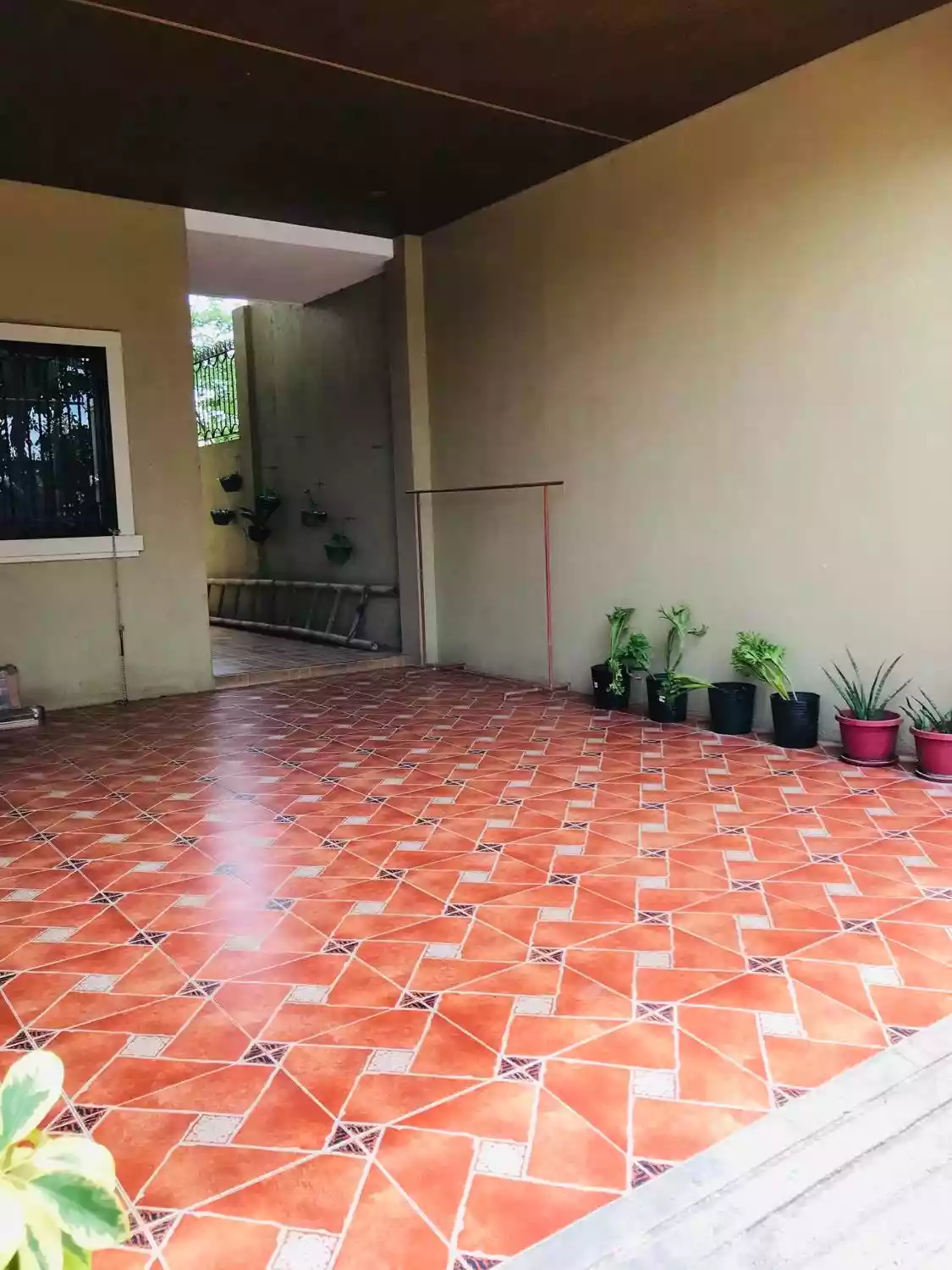 Semi-Furnished Elegant House and Lot in Tisa — House and Lot in Cebu City, Cebu, Philippines — Photo 4