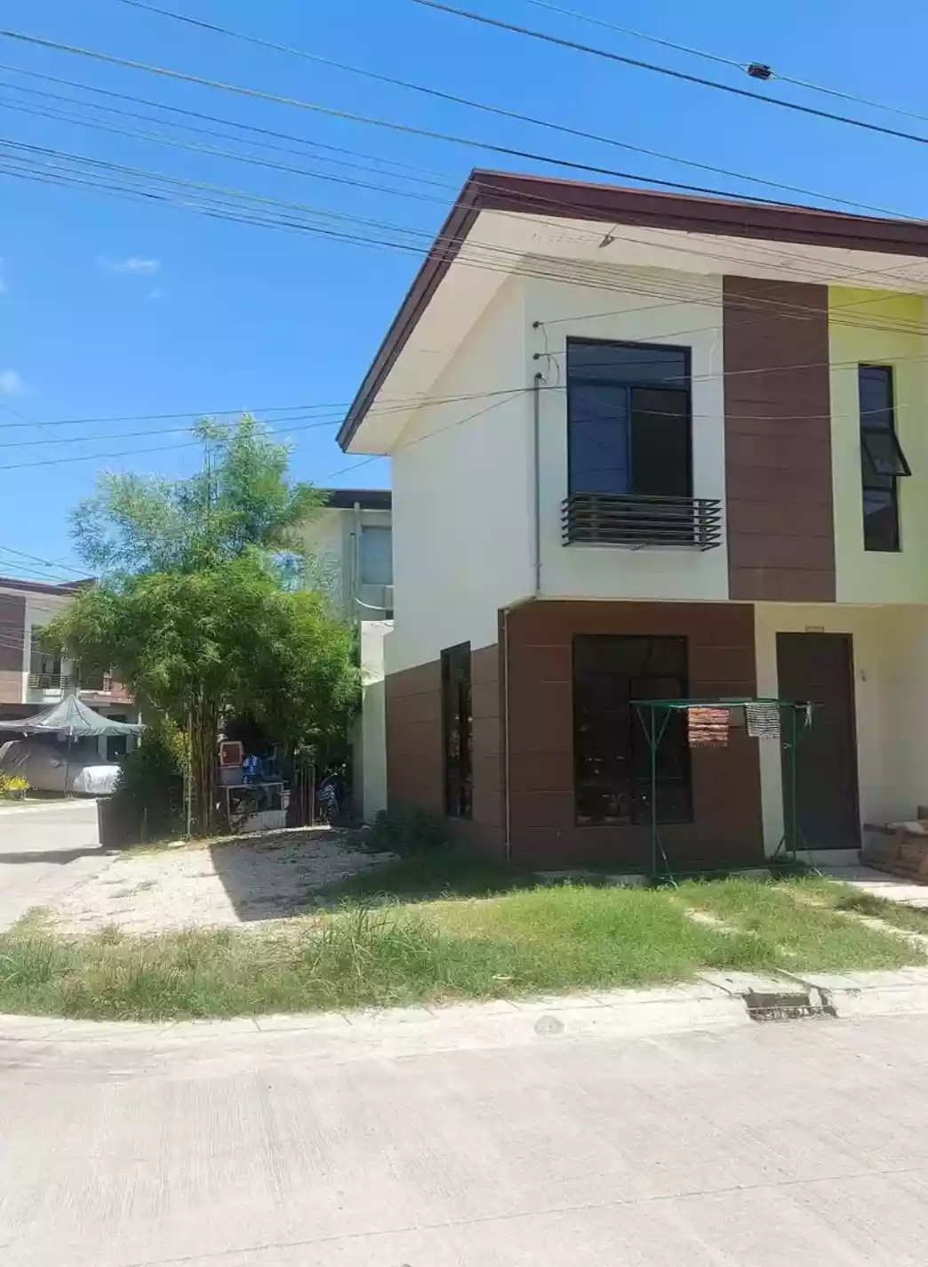 Corner Lot in Evissa Subdivision — House and Lot in Kalawisan Road, Lapu-Lapu City, Cebu — Photo 2