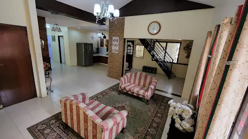 6 Bedrooms
4 Toilet and Baths
House in RER Subd. CdO — House and Lot in Filomino Neri Street, Cagayan de Oro, Misamis Oriental — Photo 2