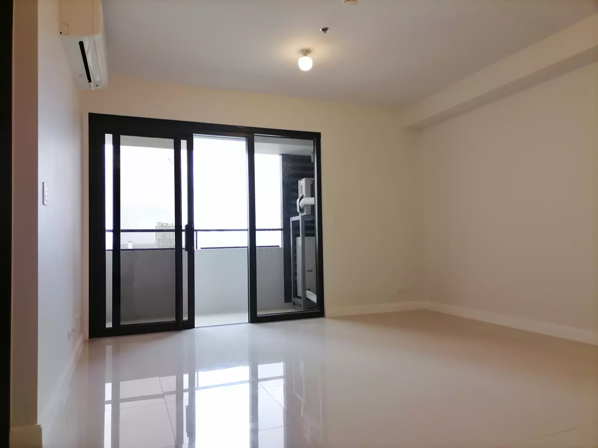 1BR UNIT CONDO at The Alcoves for rent — 1 Bedroom in Archbishop Reyes Avenue, Cebu City, Cebu — Photo 4