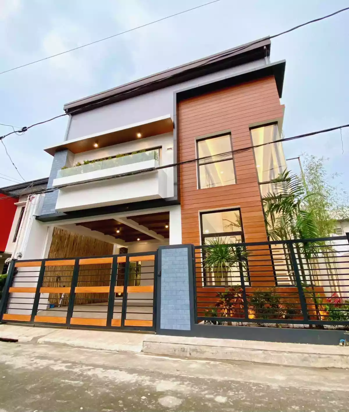 HOUSE FOR SALE AT GREENWOODS EXECUTIVE VILLAGE 6 BED ROOMS  - photo 2