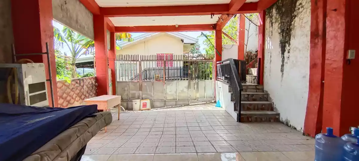 Rush Sale House Overlooking  - photo 3