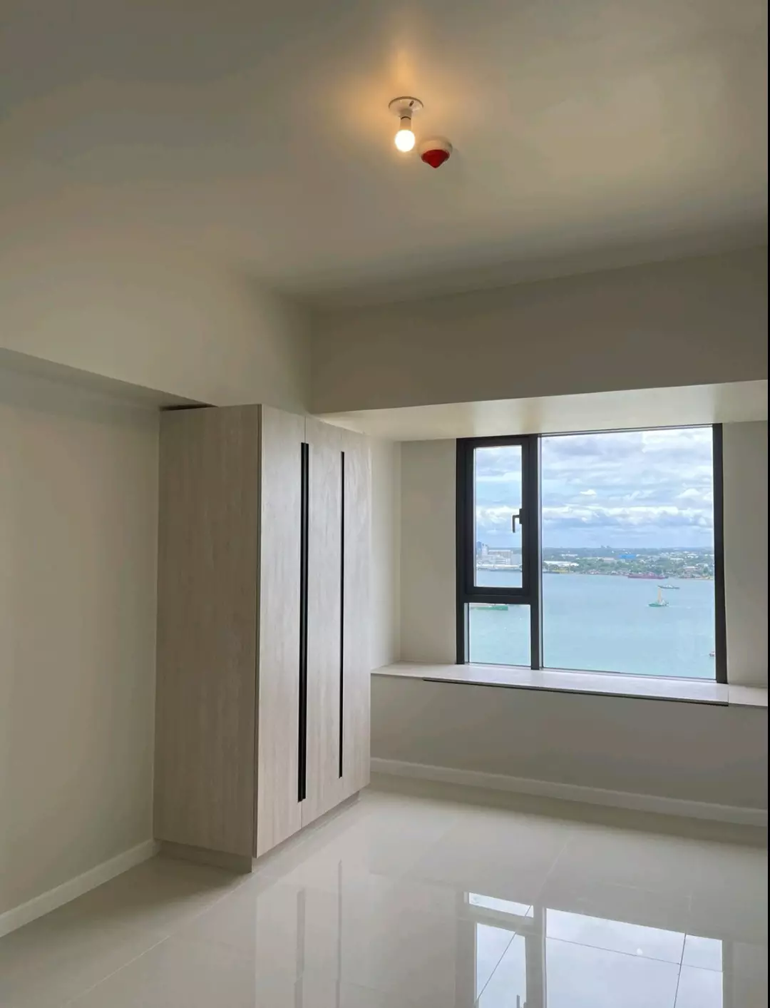 Newly Turned-over Studio Unit for RENT! — Studio in F.E. Zuellig Avenue, Mandaue City, Philippines — Photo 3