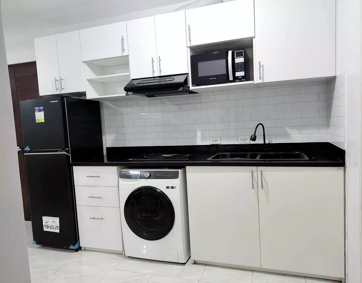 For Rent 2 bedroom in Urban Deca Homes — 2 Bedrooms in Mount Manunggal Street, Mandaue City, Central Visayas — Photo 3