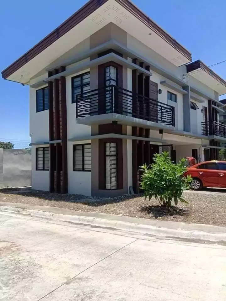 2-Storey Duplex House and Lot (RFO) - photo 2