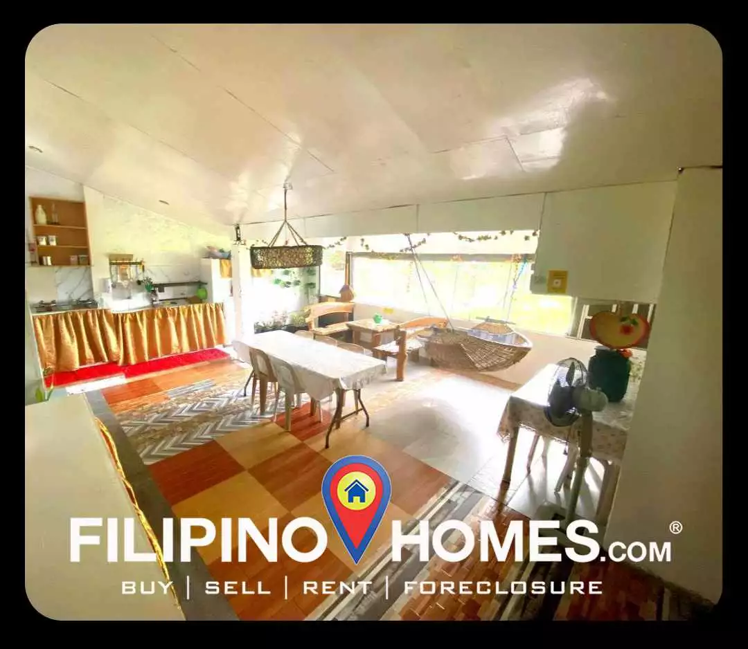 Open photo 14 of 21 — Big House and Lot in Pili 